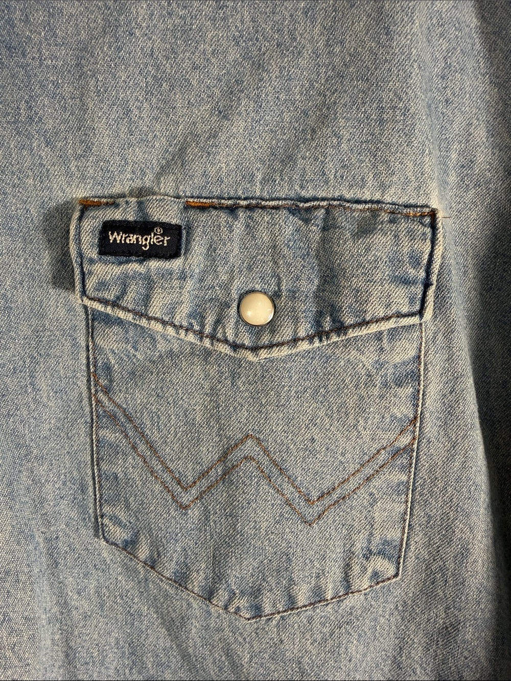 VTG Wrangler Light Blue Denim Pearl Snap Western Shirt XL - Picture 4 of 16